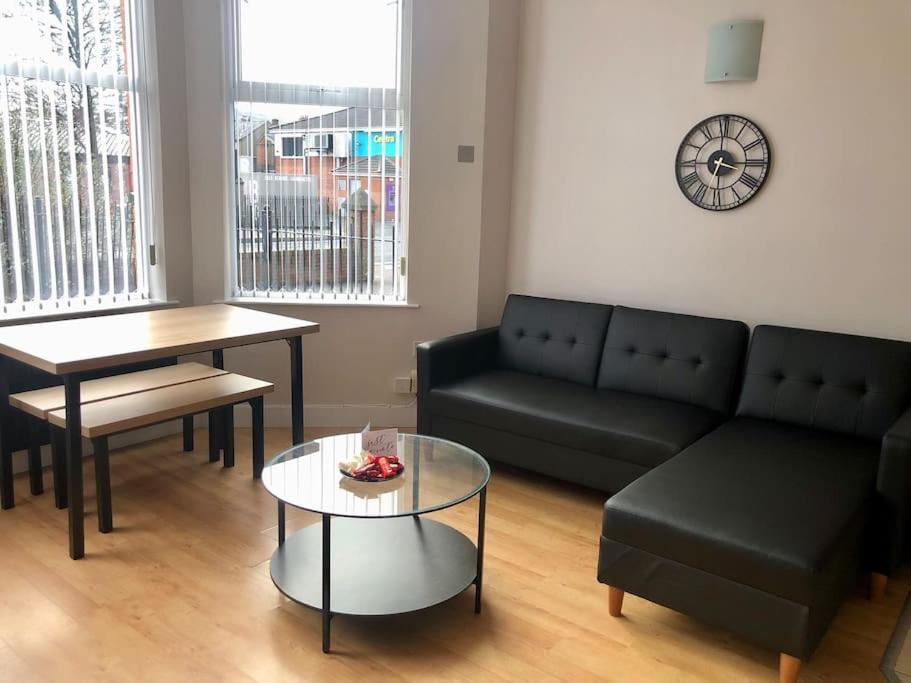 Cliftonville Apartment